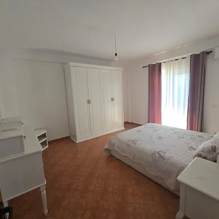 Charming ティラナ